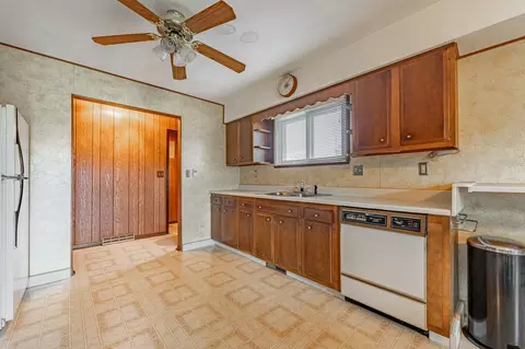 1722 Baintree Rd, Lake Summerset, IL 61019 photo 12