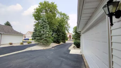 10208 Monarch Rd, Roscoe, IL 61073 photo 4