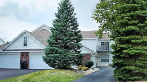 10208 Monarch Rd, Roscoe, IL 61073