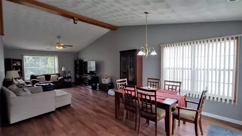 10208 Monarch Rd, Roscoe, IL 61073 photo 5