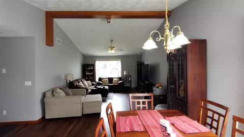 10208 Monarch Rd, Roscoe, IL 61073 photo 7