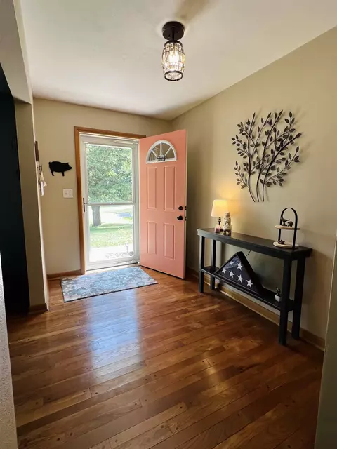 6888 Thorndale Ct, Roscoe, IL 61073 photo 3