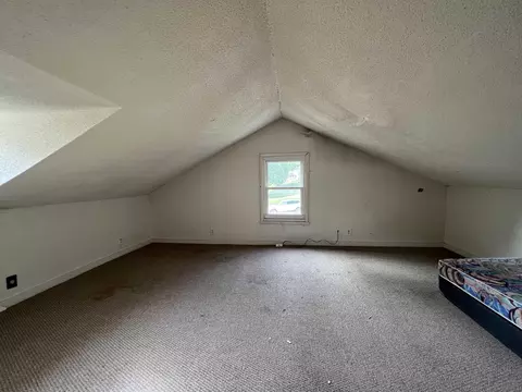 208 E Washington St, Mount Carroll, IL 61053 photo 12