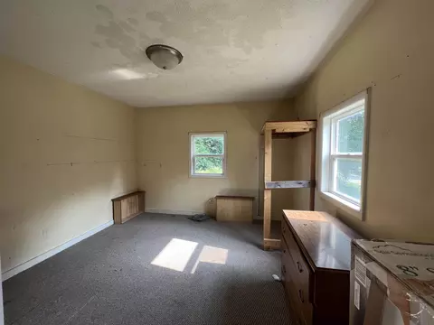 208 E Washington St, Mount Carroll, IL 61053 photo 6