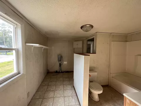208 E Washington St, Mount Carroll, IL 61053 photo 7