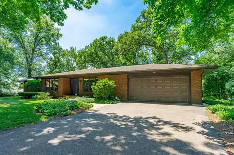 1110 Marigold Cir, Rockford, IL 61107