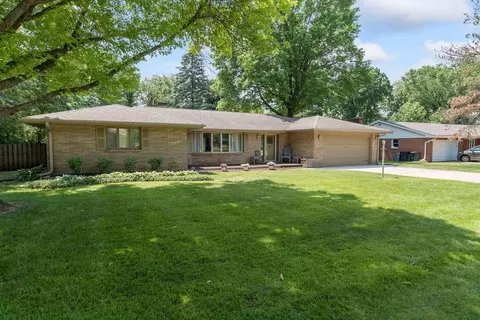 5055 Welsh Rd, Rockford, IL 61107