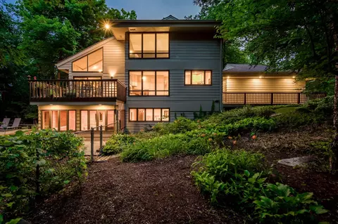 3203 Andover Dr, Rockford, IL 61114