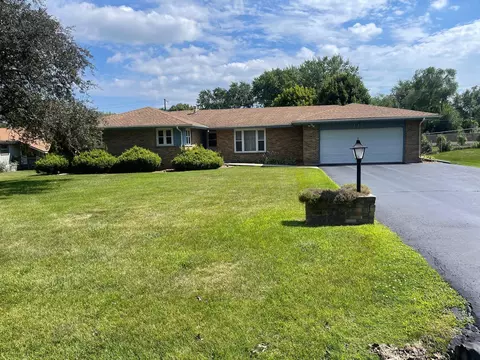 6321 Myrtle Ln, Rockford, IL 61108
