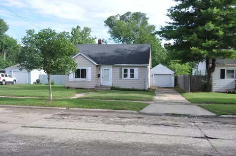 1423 Barton Blvd, Rockford, IL 61103