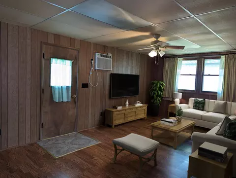 830 S Chippewa Ave, Freeport, IL 61032 photo 7