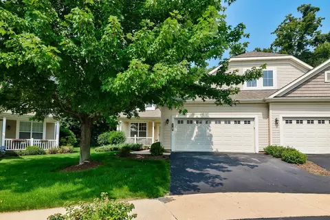 5502 Sandhutton Ct, Rockford, IL 61108
