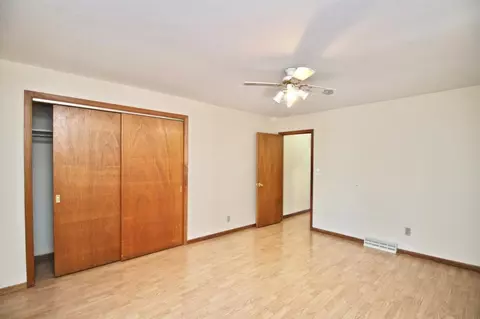 511 E Buffalo St, Polo, IL 61064 photo 10