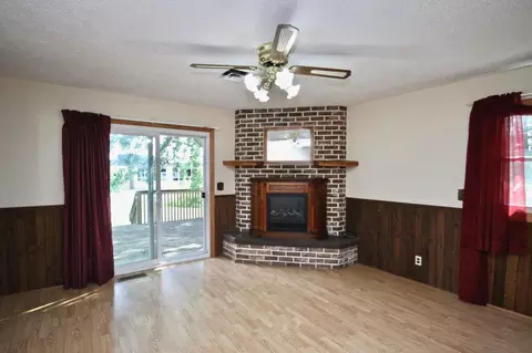 511 E Buffalo St, Polo, IL 61064 photo 13
