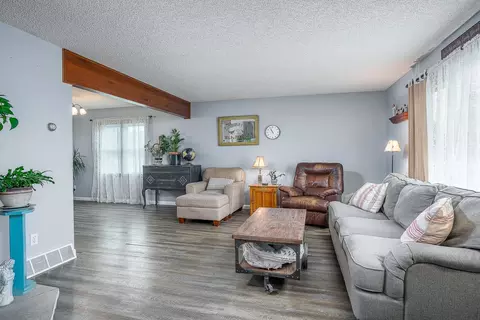 5511 Squire Cir, Thomson, IL 61285 photo 6
