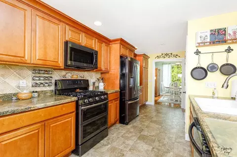 411 E Washington St, Mount Carroll, IL 61053 photo 11