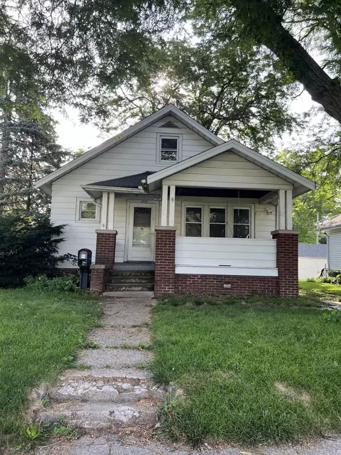 1020 14th St, Rockford, IL 61104