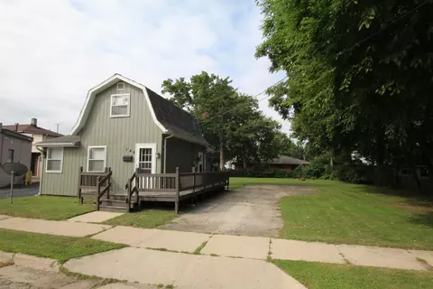 340 Glenwood Ave, South Beloit, IL 61080