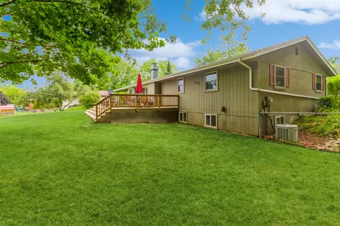 13352 Parkcrest Pl, Roscoe, IL 61073 photo 30
