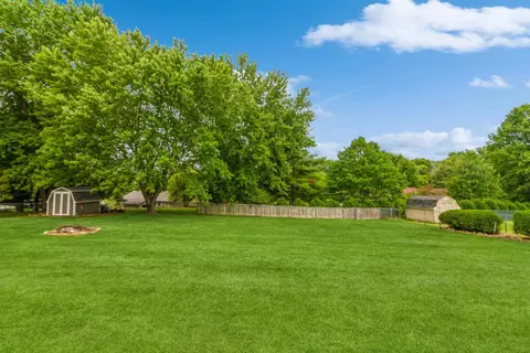 13352 Parkcrest Pl, Roscoe, IL 61073 photo 32