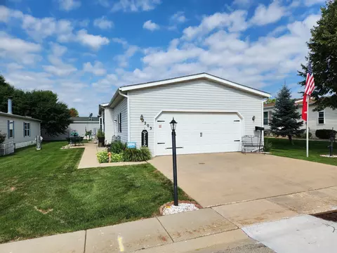 2203 Ivy Ln, Belvidere, IL 61008