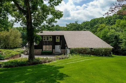 3604 Valerie Rd, Roscoe, IL 61073