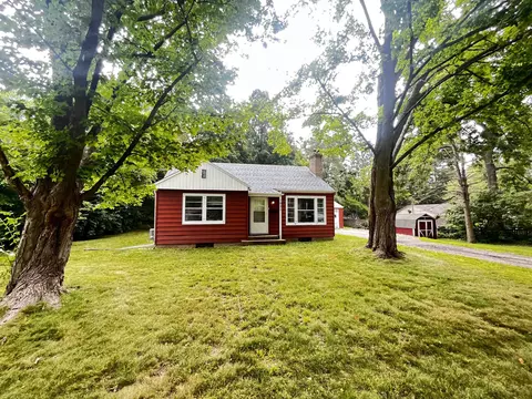 1021 Sterling Dr, Rockford, IL 61107
