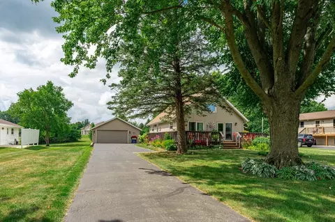 828 Lake Summerset, Lake Summerset, IL 61019 photo 2