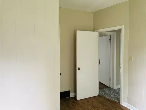 310 S Walnut Ave, Freeport, IL 61032 photo 24