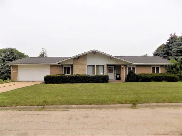 2760 Crestdale Cir, Rockford, IL 61114