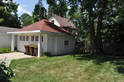 118 E Fuller St, Freeport, IL 61032 photo 17