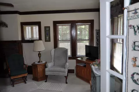 118 E Fuller St, Freeport, IL 61032 photo 7