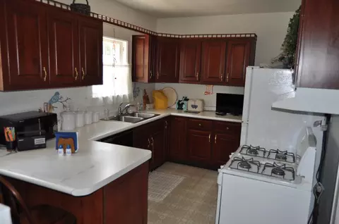 118 E Fuller St, Freeport, IL 61032 photo 27