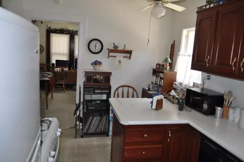 118 E Fuller St, Freeport, IL 61032 photo 26