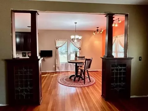 307 W 4th St, Pecatonica, IL 61063 photo 9