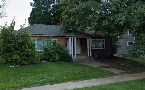 304 S Gardiner Ave, Rockford, IL 61104