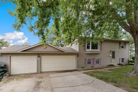 325 E 2nd St, Rock Falls, IL 61071