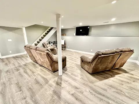 7221 Kinnikinnick Dr, Roscoe, IL 61073 photo 37