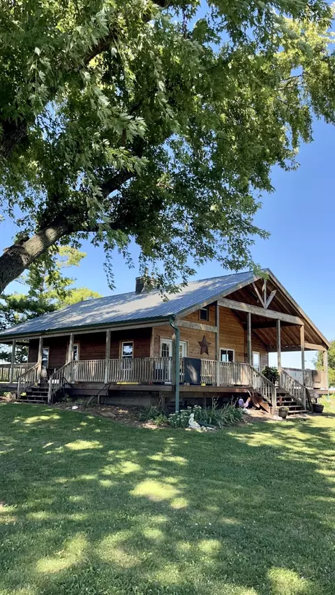 6070 Dewane Rd, Belvidere, IL 61008