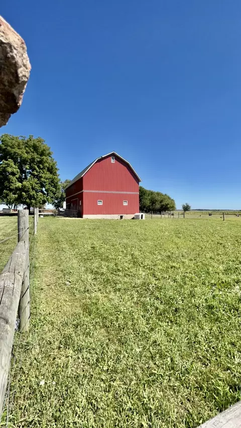6070 Dewane Rd, Belvidere, IL 61008 photo 26