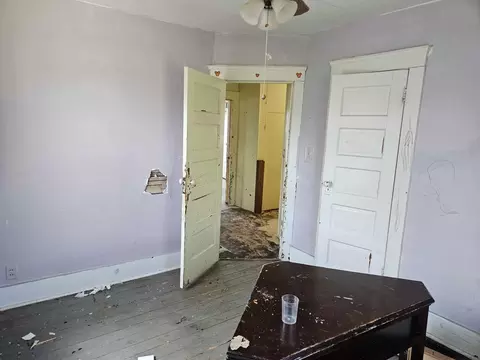 522 E Illinois St, Freeport, IL 61032 photo 13