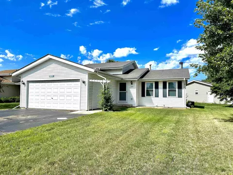 14692 Misty Meadow Ln, South Beloit, IL 61080