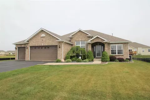 2150 Ridge Ave, Machesney Park, IL 61115