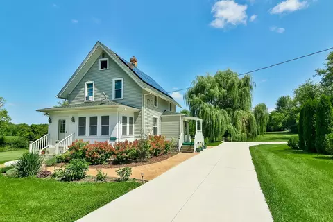 11761 Poplar Grove Rd, Poplar Grove, IL 61065