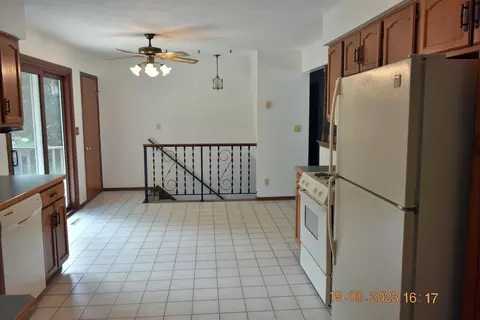 6391 Abernathy Way, Roscoe, IL 61073 photo 4