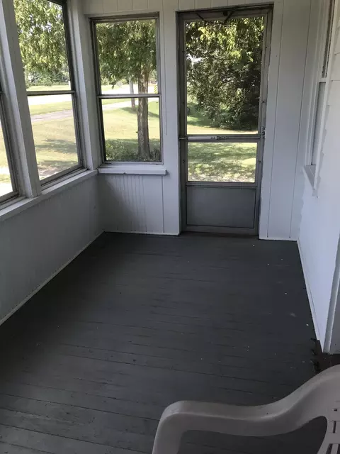10915 Main St, Roscoe, IL 61073 photo 6