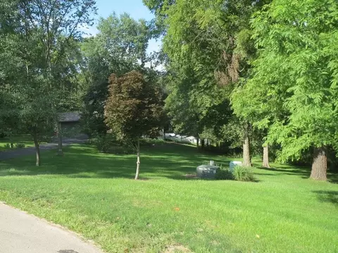 733 Highcrest, Dixon, IL 61021 photo 48
