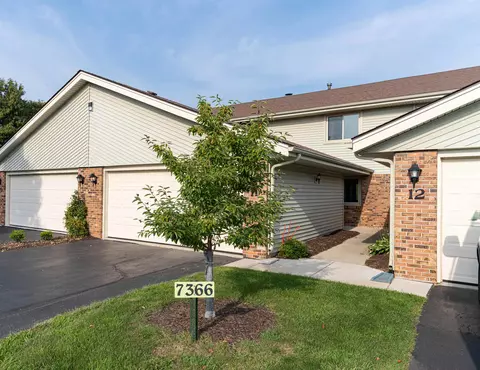 7366 Colosseum Dr, Rockford, IL 61107