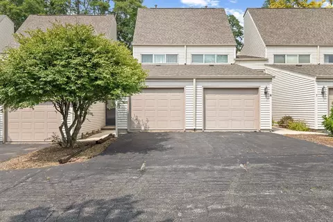 2709 Silent Wood Tr UNIT 5, Rockford, IL 61109
