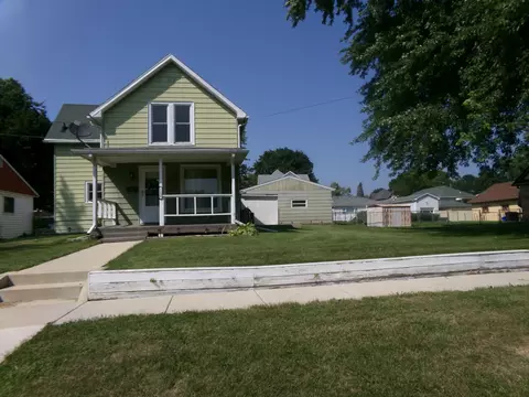 1236 W Harrison, Freeport, IL 61032